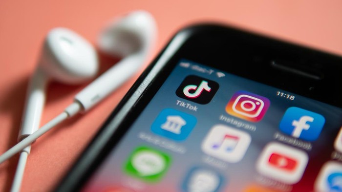 Lagu Stecu Faris Adam Viral, Ini Lirik Lengkap dan Arti Maknanya- Lirik Lengkap Lagu Stecu Faris Adam yang Lagi Trending di TikTok dan YouTube